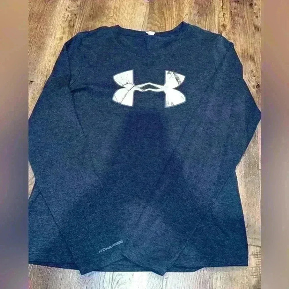 Under Armour charged get long sleeve with Pink hunting logo - Picture 1 of 3